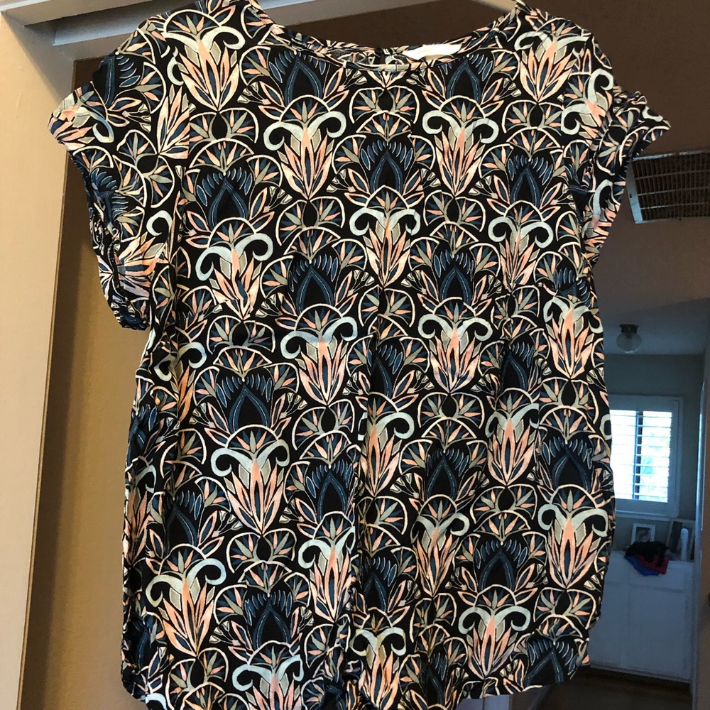 Maternity shirt with beautiful design
